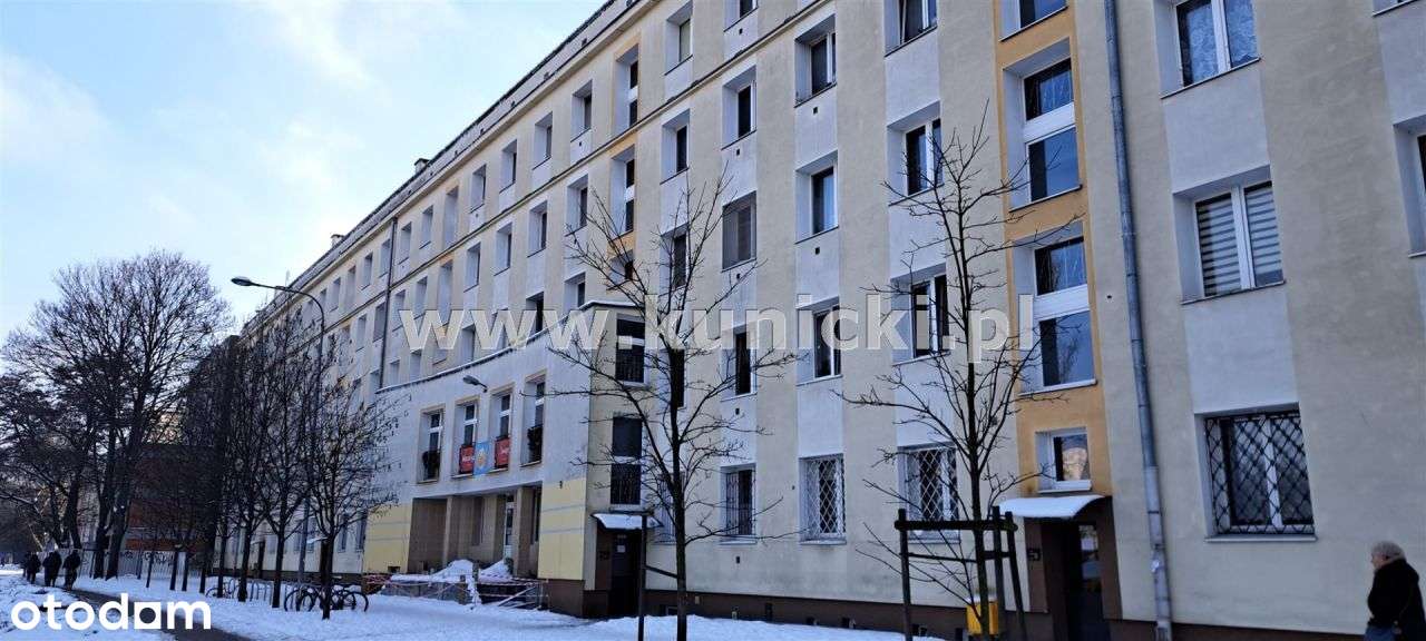 Mieszkanie na start w stolicy!-9