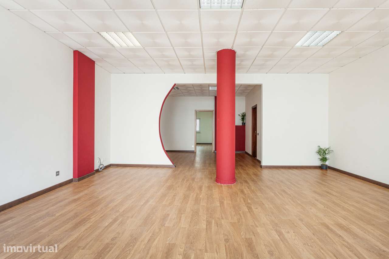 Loja com parqueamento, Costa da Caparica - Grande imagem: 3/14