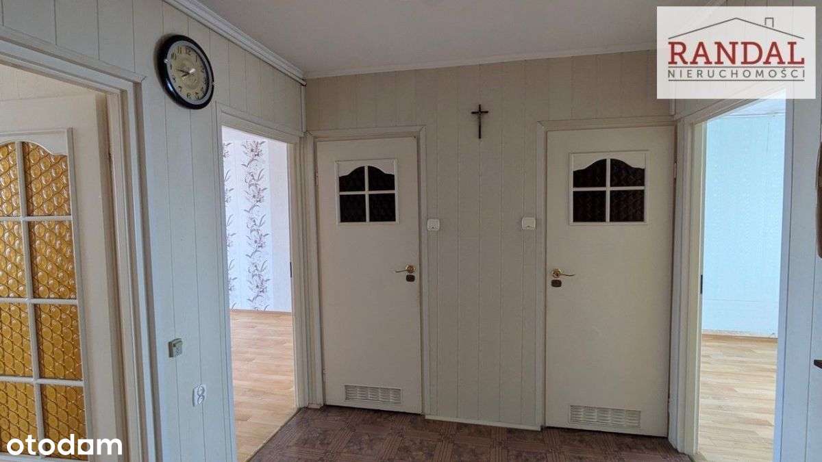 Bardzo przestronne mieszkanie-12