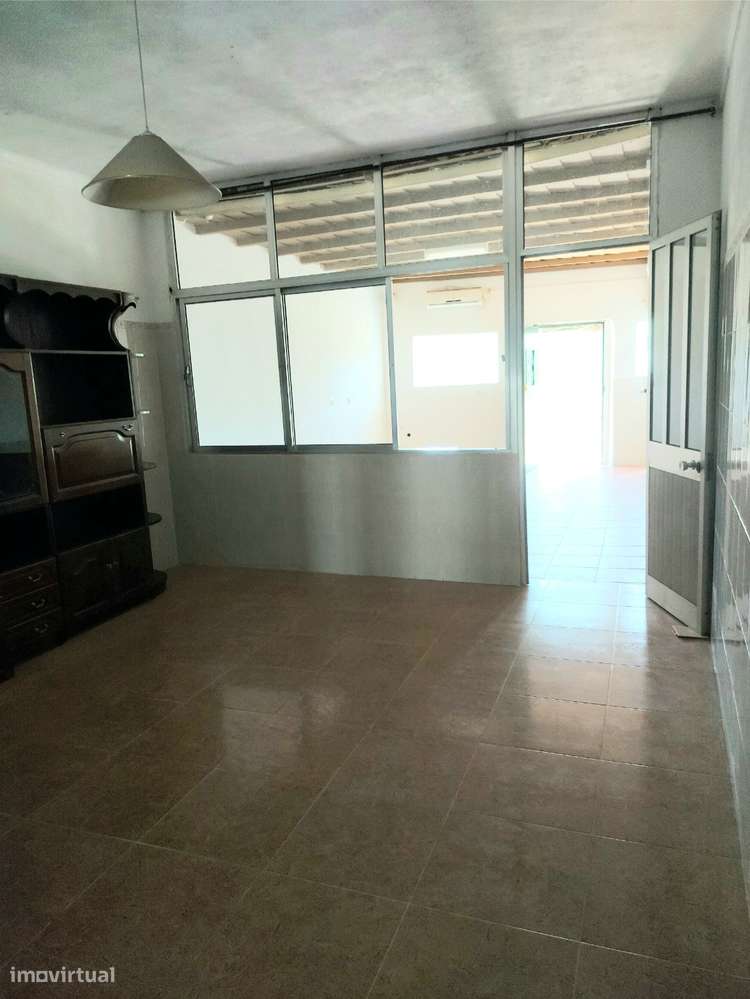 Moradia T3 + T1 + Terreno Urbanizável (Horta) - Vidigueira-20