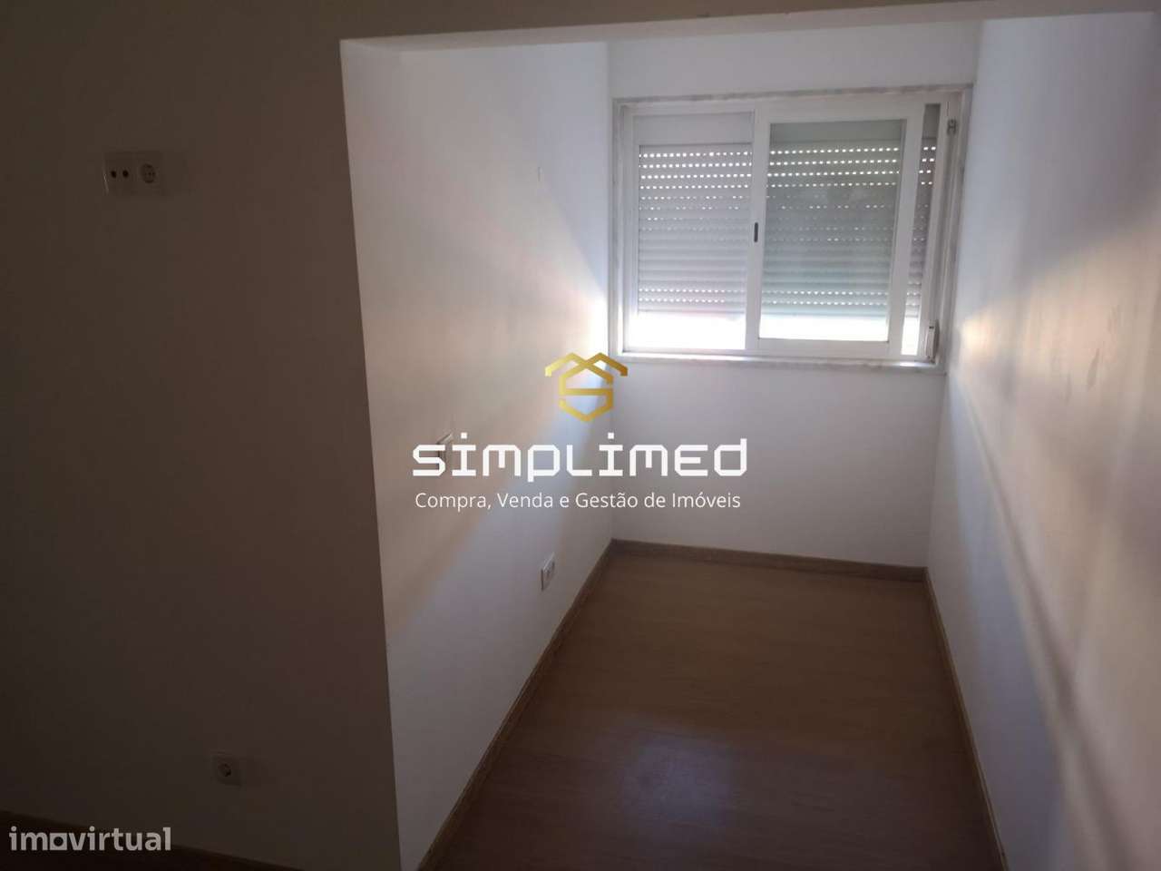 Apartamento T1 Transformado em T2 – Lavradio-13