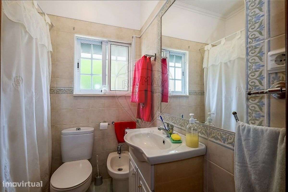 Moradia T4 para venda-26