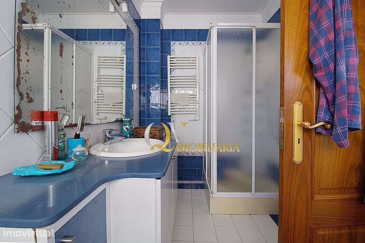 Excelente Moradia V4 para venda sita nos Jardins da Parede-41