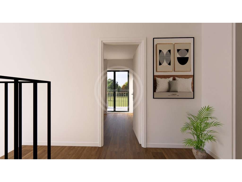 Moradia Unifamiliar com Piscina e Garagem-22