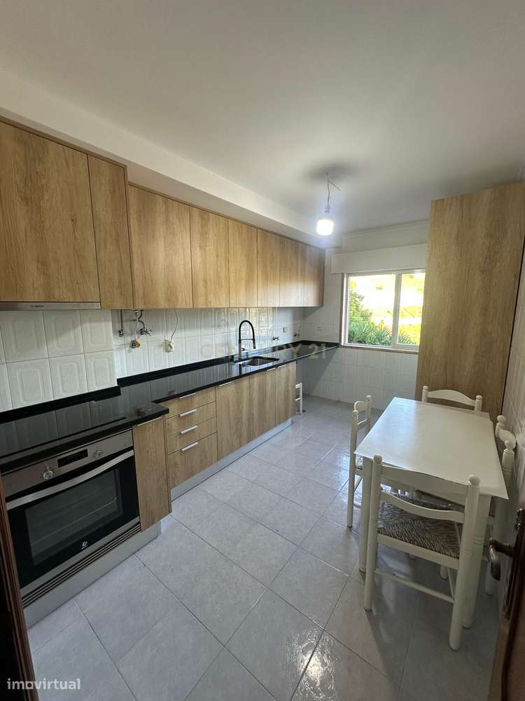 Apartamento T2 para arrendar - Casal do Cotão (Entre Cácem e São Marco - Grande imagem: 4/33