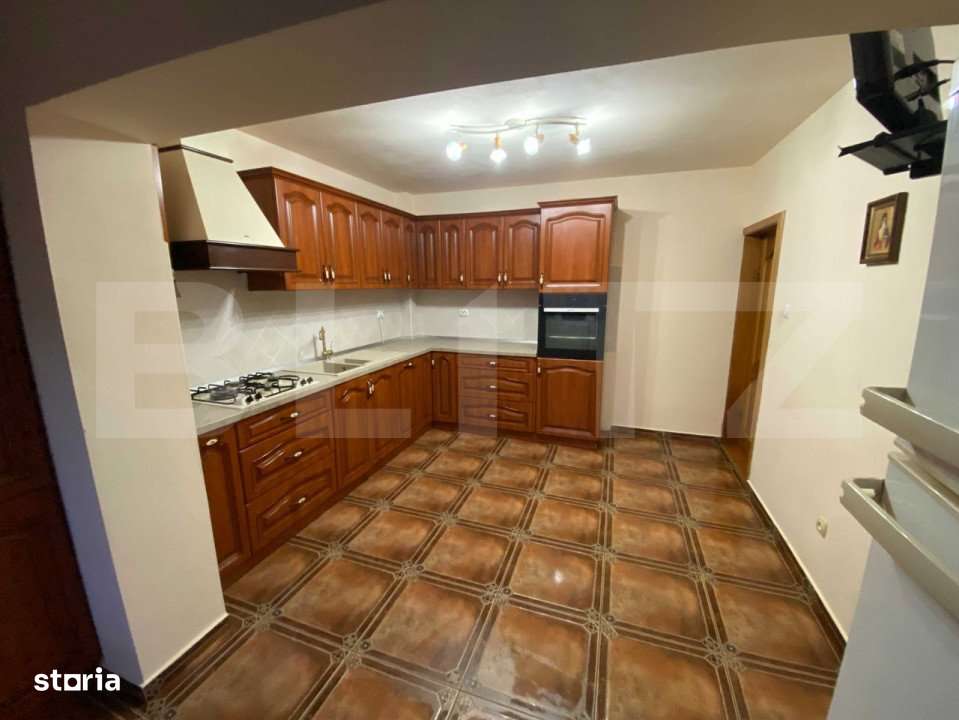 Casa deosebita in Valea Voievozilor - Imagine principală: 4/15