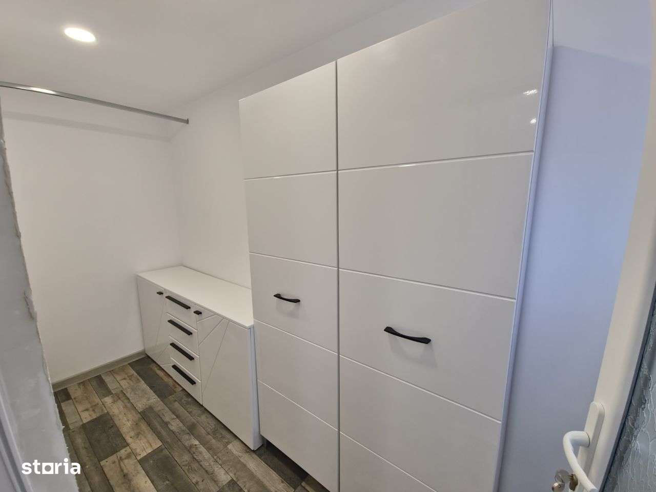 Casa individuala 3 camere foisor acoperit curte  km 4 - Imagine principală: 5/20