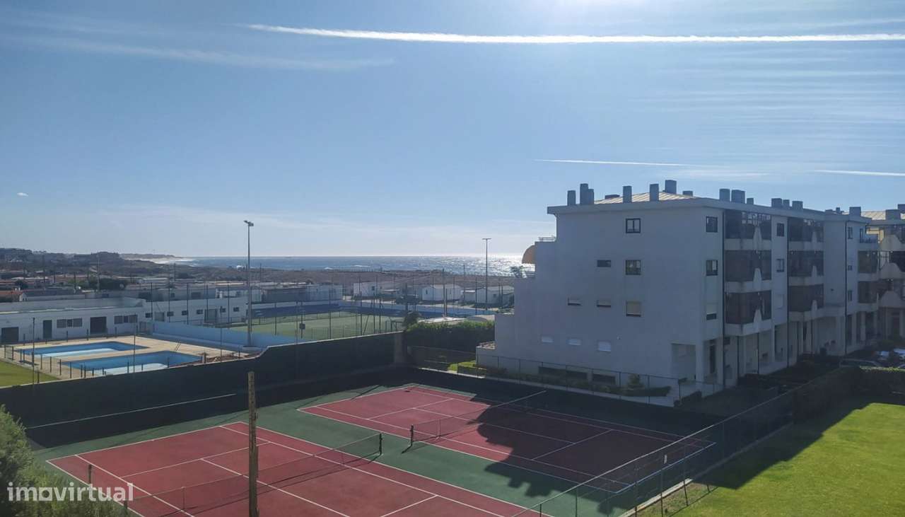 Apartamento T2, próximo do mar, em Azurara, Vila do Conde-0