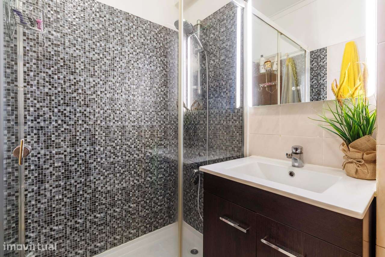 Apartamento T2 c/ Varanda no Casal do Cotão, Sintra-28