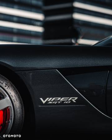 Dodge Viper - 6