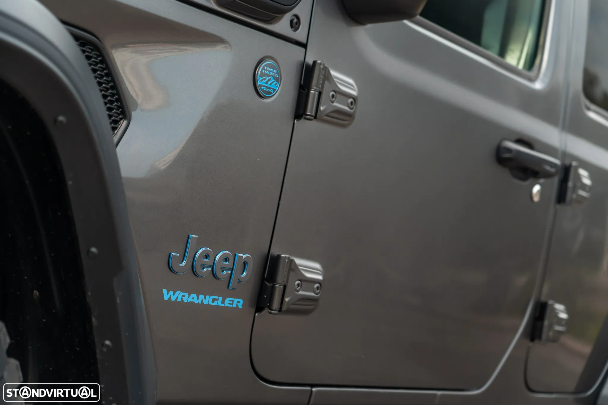 Jeep Wrangler - 8