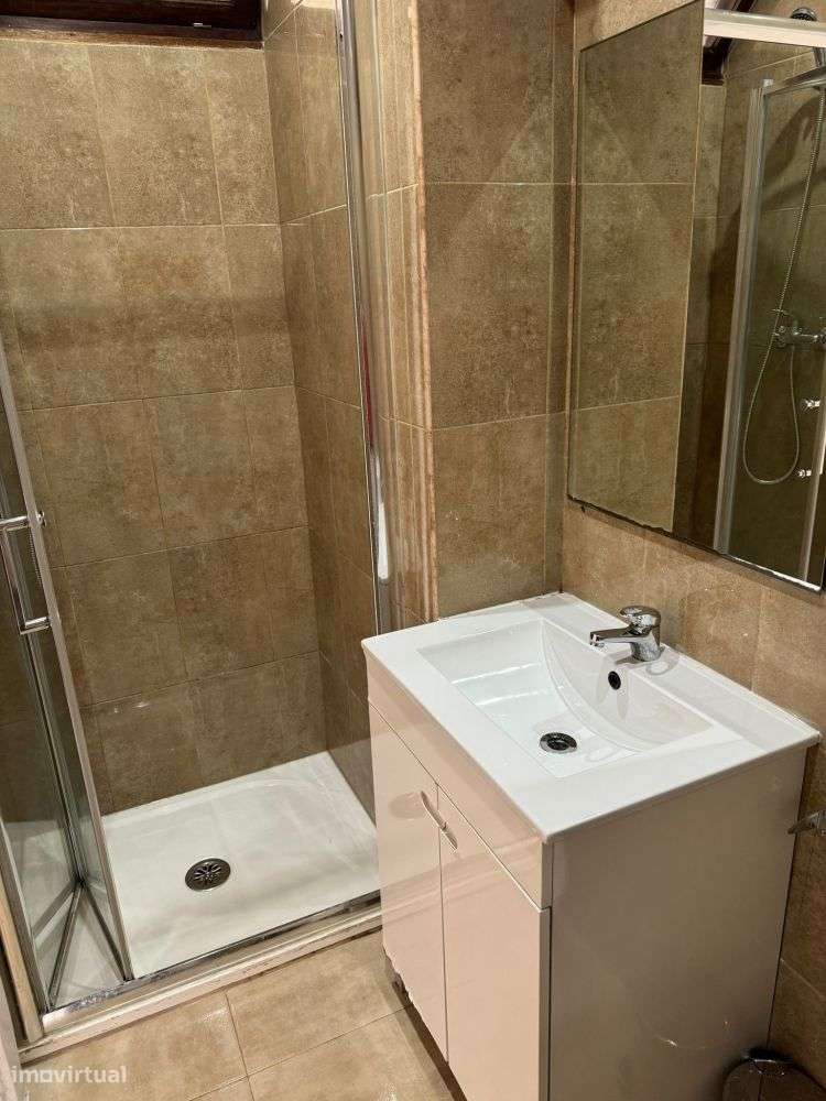 Apartamento T1 no Campo 24 de Agosto - Grande imagem: 5/7