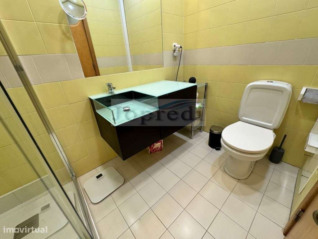 Apartamento Duplex T3+1 em Condomínio Fechado com piscina.-17
