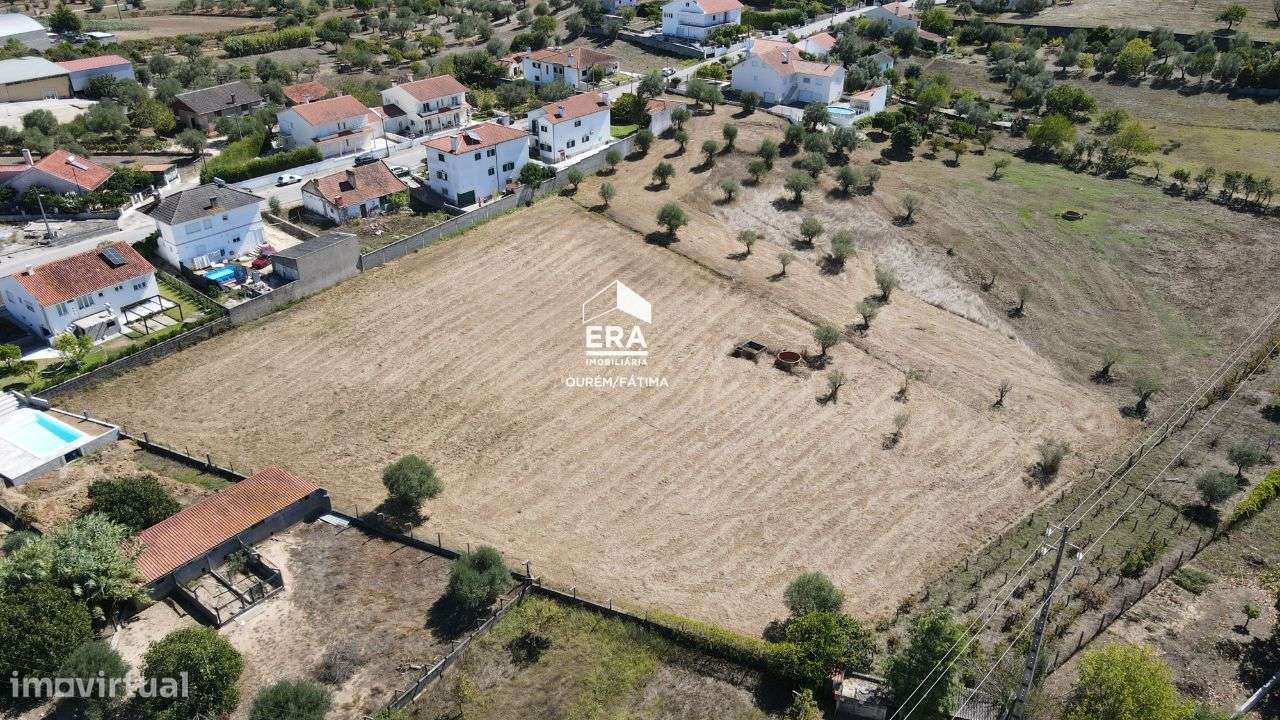 Terreno para construção - Grande imagem: 2/17