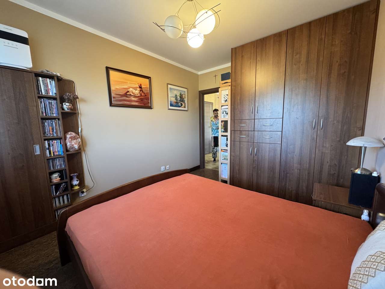 4-pokojowe mieszkanie z dwoma łazienkami, tarasem i balkonem-7