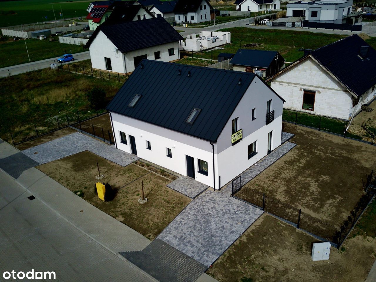 Lokal Dom w zabudowie bliźniaczej OGRODZENIE+TARAS