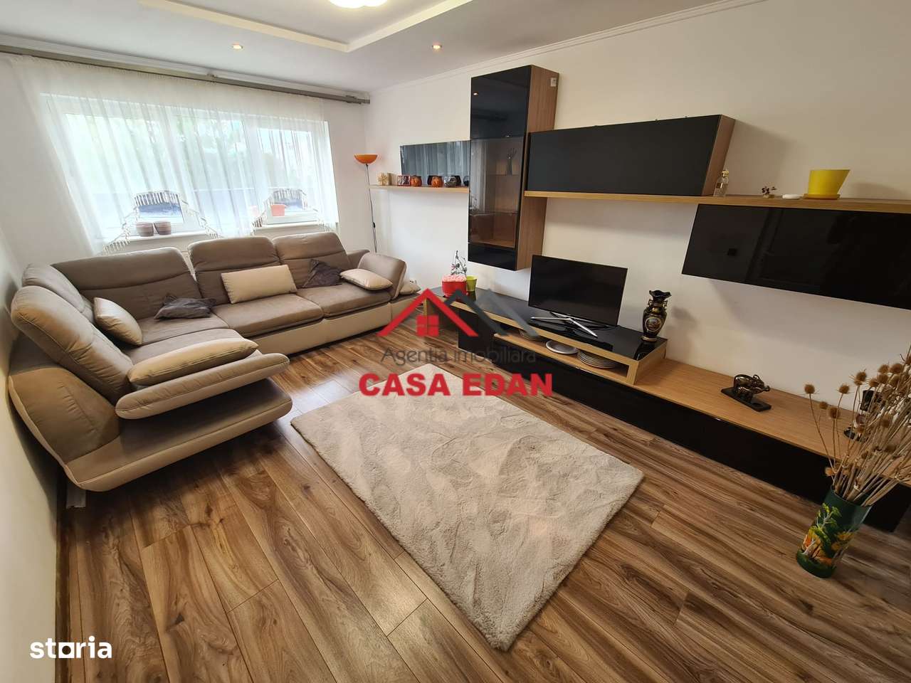 Ap 4 cam in Campina--103.000e-15