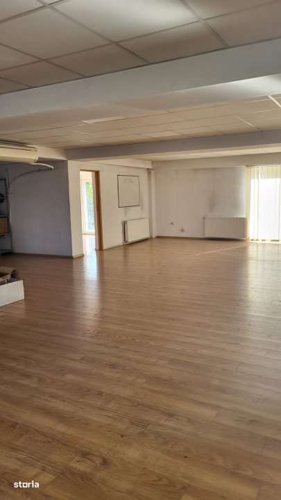 Spatiu de Birouri Premium 500 mp – Lift, Parcare si Zone Multiple de - Imagine principală: 3/19