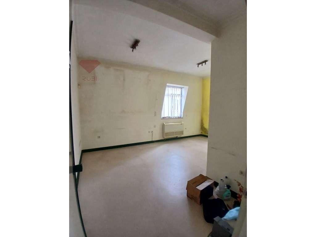 Edifício Comercial no Bairro do Salgado-59