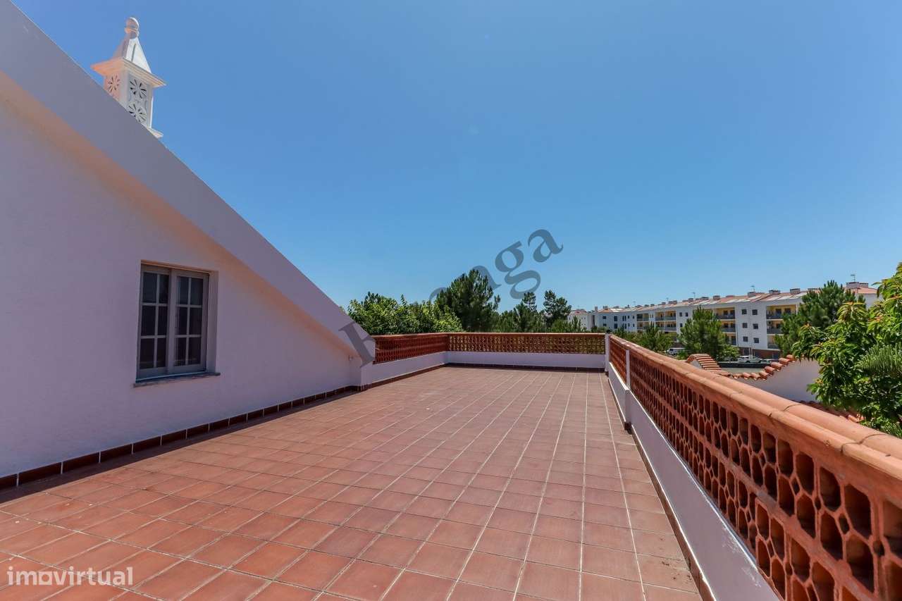 Moradia T3 para venda em Vila Nova de Santo André-38