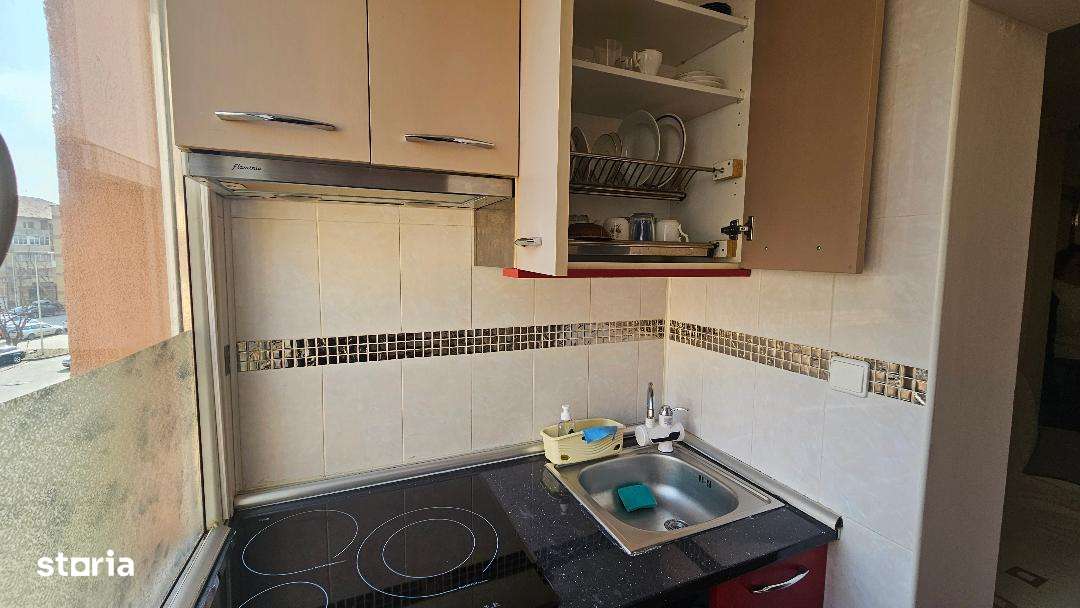 Apartament 2 camere decomandat 52 mp, central-Cetate-0