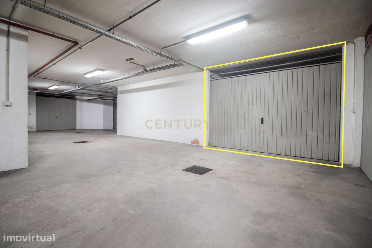 Apartamento T3 com garagem dupla na Estrada de Mira – Figueira da Foz-35