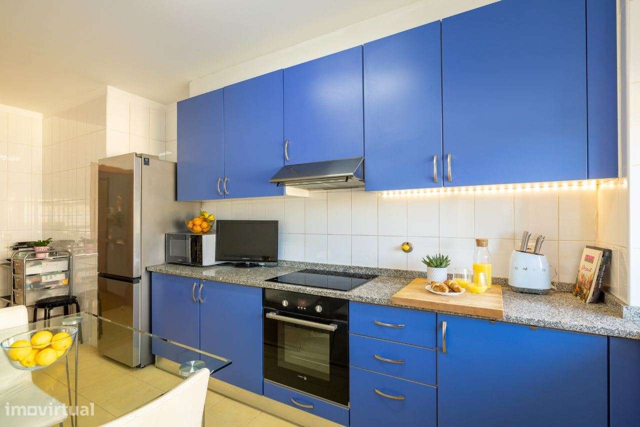 Excelente T2 c/ L. Garagem e Arrumos/Equipado/Semi-mobilado/Impecáv... - Grande imagem: 2/15