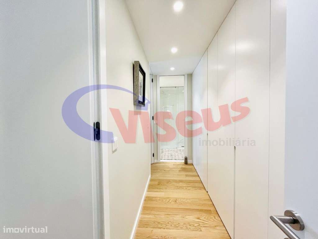 Apartamento T2 Oliveira do Douro-15