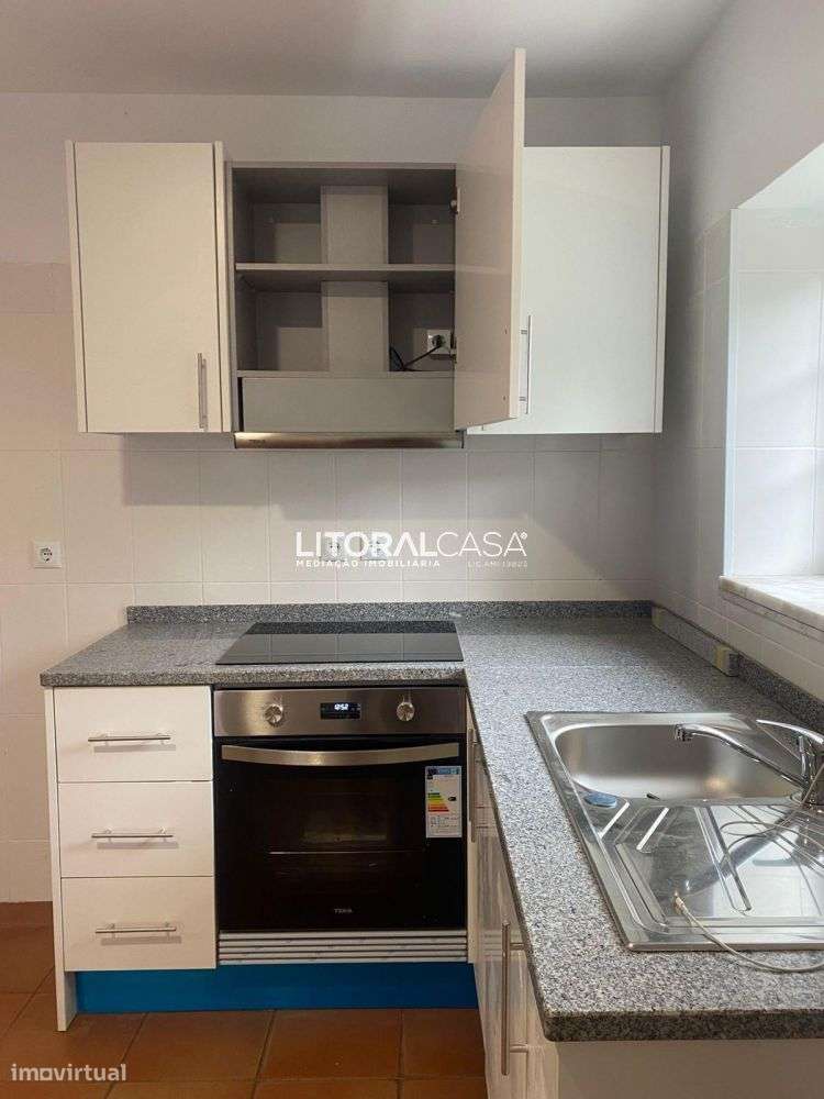 Moradia T3 Remodelada - Silva Escura-24