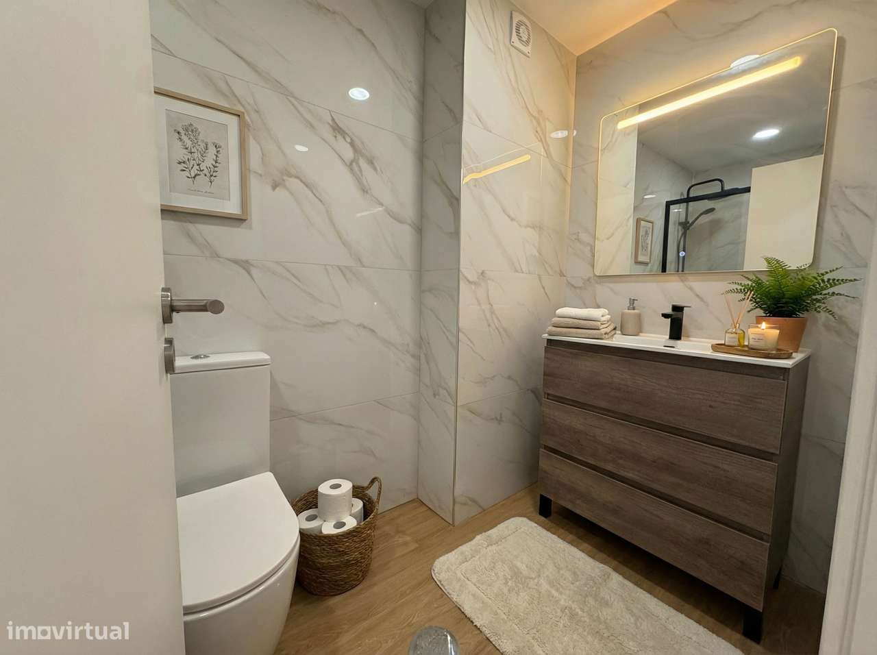 Apartamento T1 Remodelado com Terraço e Sótão com entrada independente - Grande imagem: 4/6