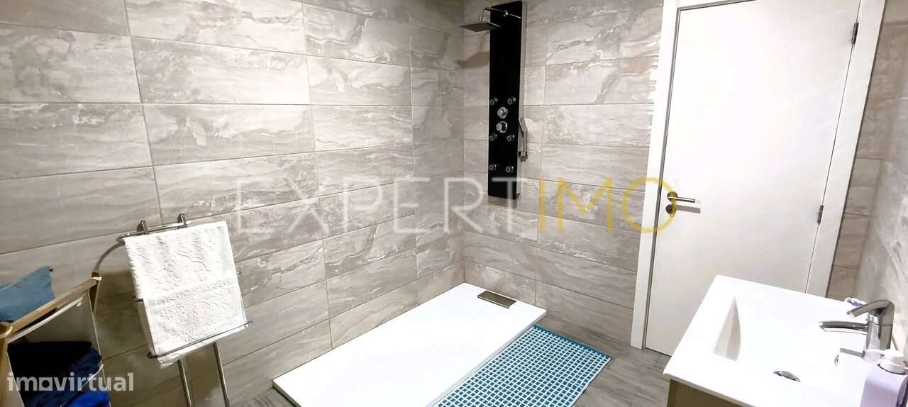 Apartamento T4 Duplex com Pátio e Garagem - Mãe d’Água, Bragança - Grande imagem: 4/13