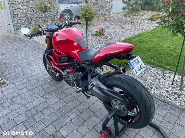 Ducati Monster - 4