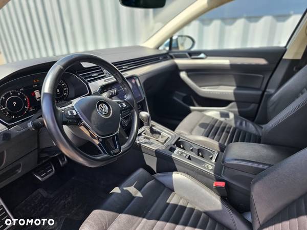 Volkswagen Passat Alltrack 2.0 TDI SCR 4Motion DSG (BMT) - 29