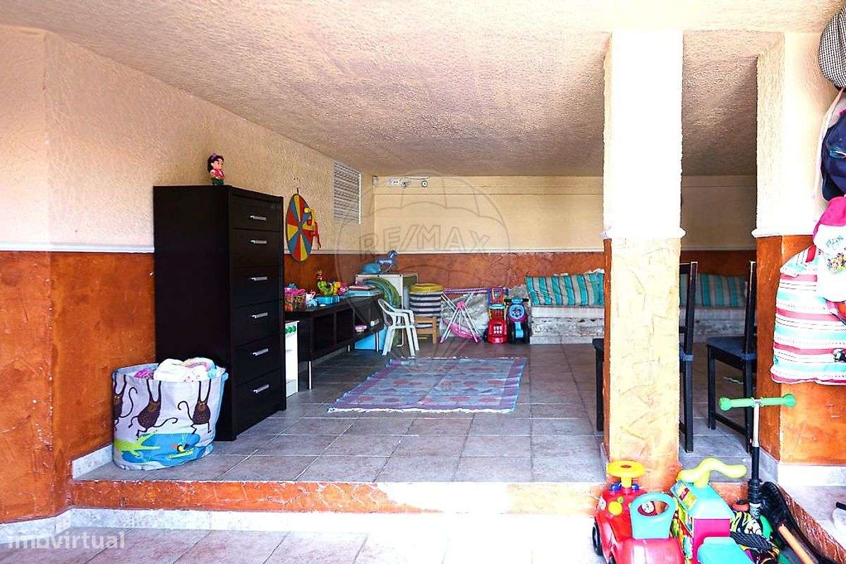 Moradia T4 para venda-30