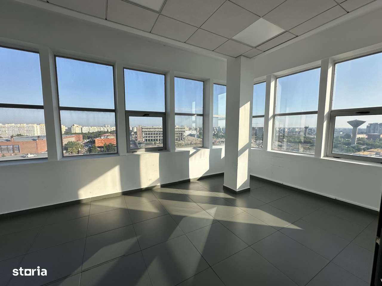 Spatii de birouri de la 300 mp - Imagine principală: 5/8