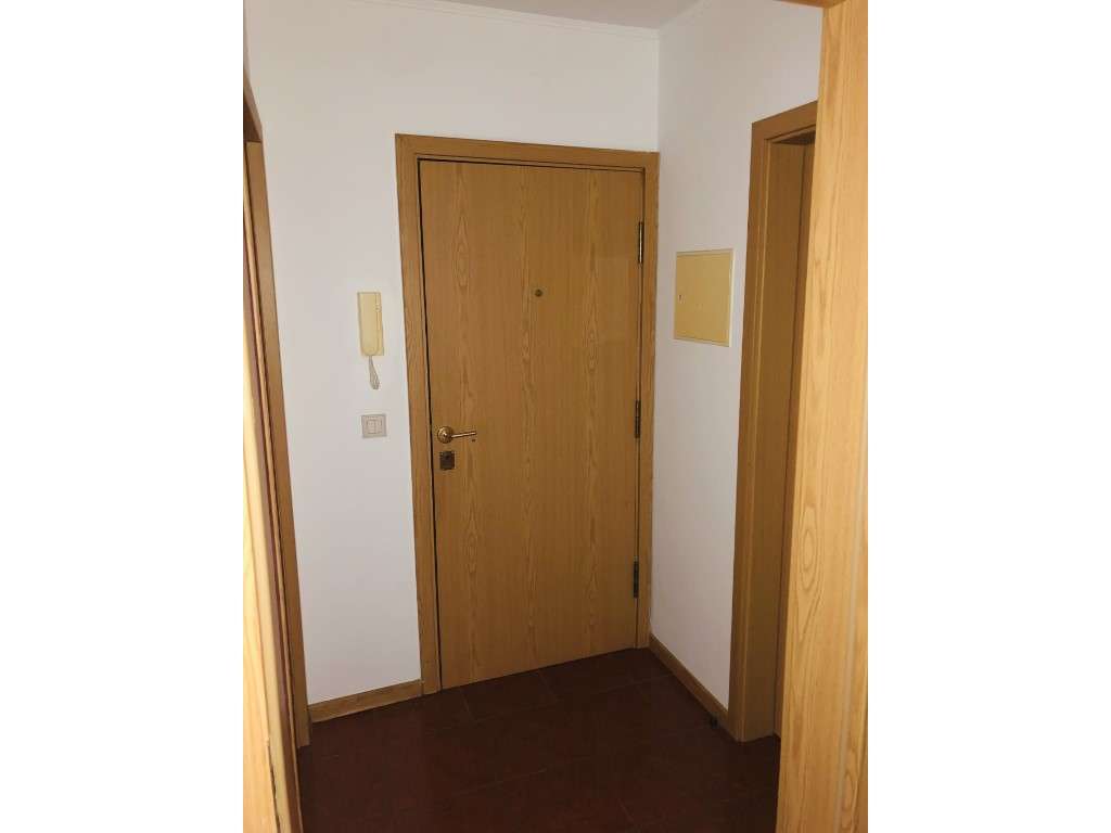 T1 Carnaxide, 2 assoalhadas em Carnaxide, Oeiras, Lisboa - Grande imagem: 3/17