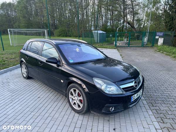 Opel Signum 2.8 V6 Cosmo - 1