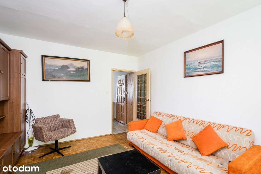 Mieszkanie 1-pokojowe z osobną jasną kuchnią i loggią, pierwsze piętro-8