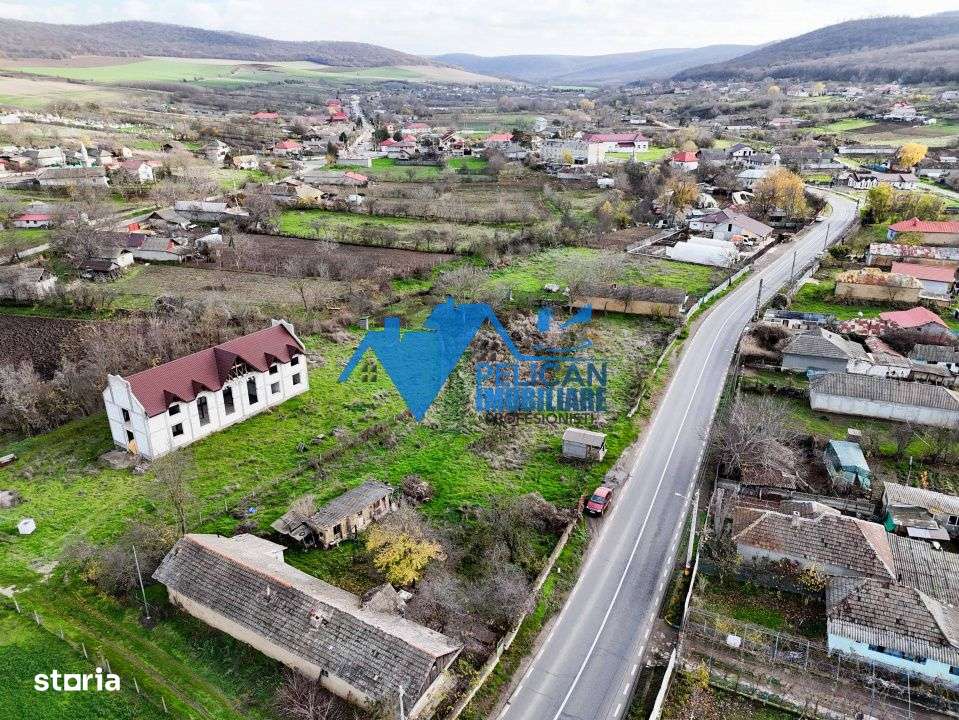 Casa cu teren in CIUCUROVA - 3317MP - la drumul National-3