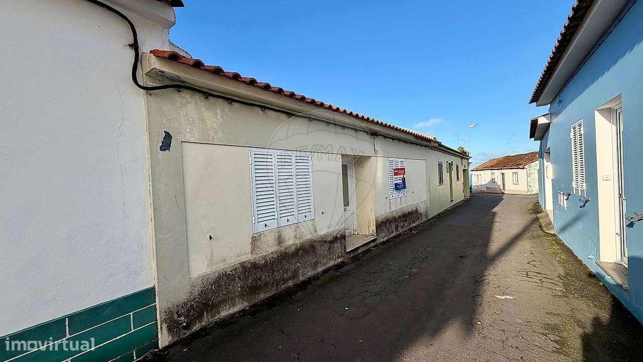 Moradia T1 para venda - Grande imagem: 1/22