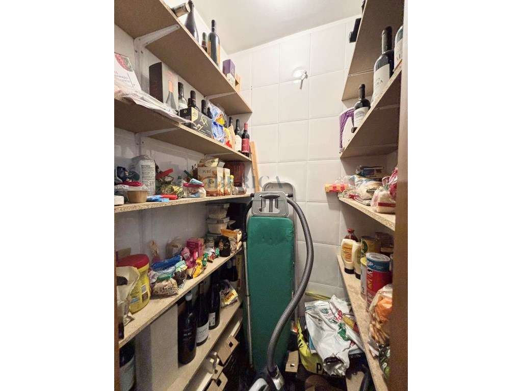 T2+1 com Vista Desafogada e Garagem fechada | Vilar do Paraíso-35