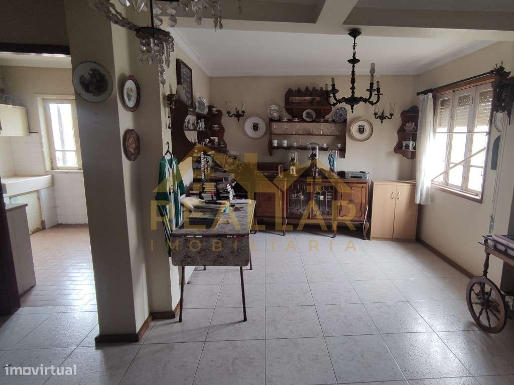 Moradia Bi-Familiar no Centro de Vila do Conde: Conforto, Localizaç... - Grande imagem: 1/25