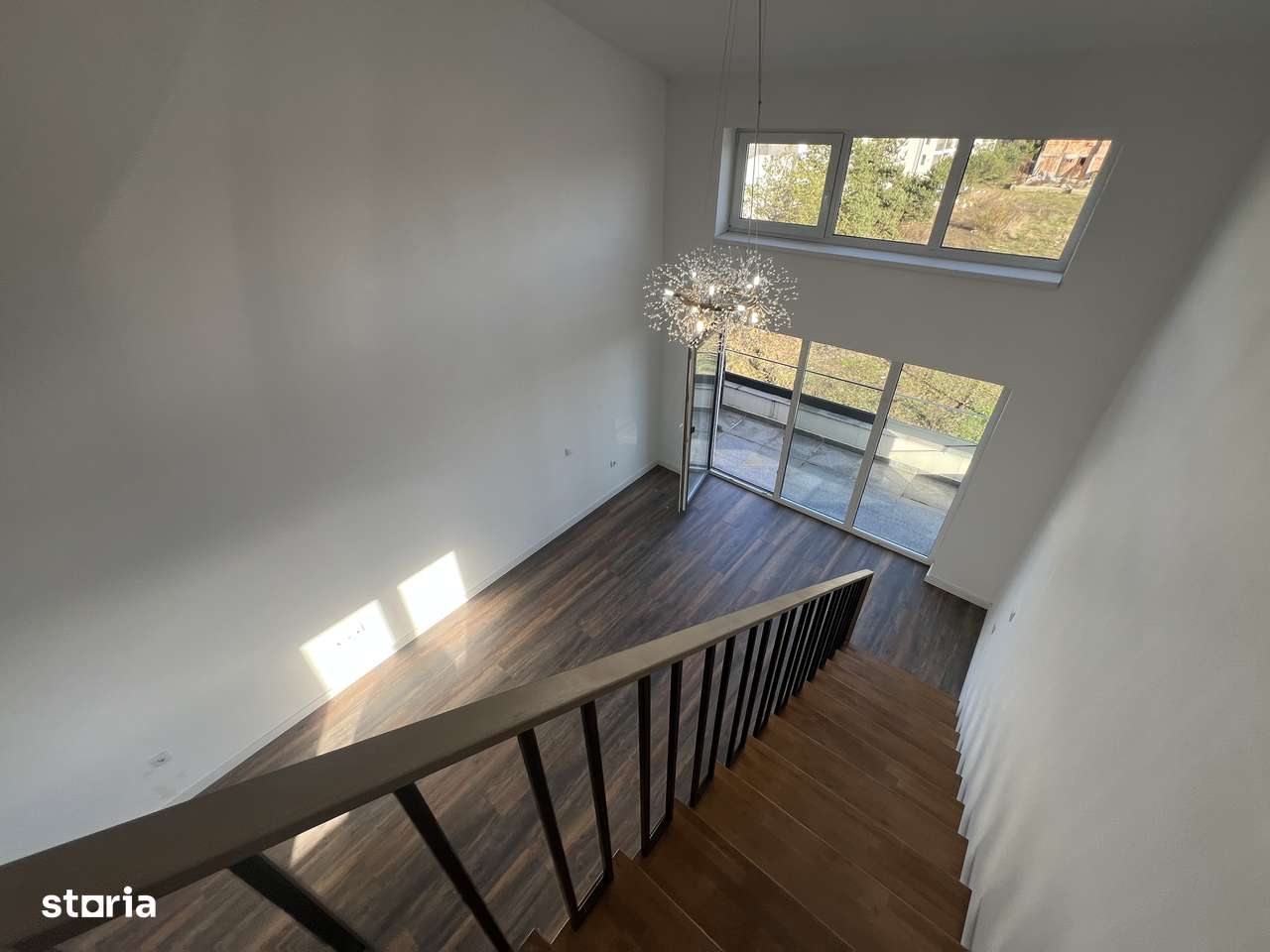 Apartament 4 camere, 2 bai, terasa - finisat + mobilier bucatarie-2