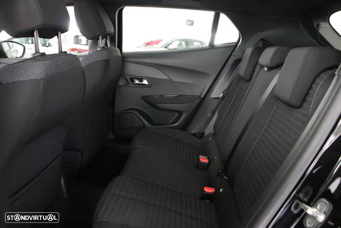 Peugeot 2008 1.2 PureTech Active - 19