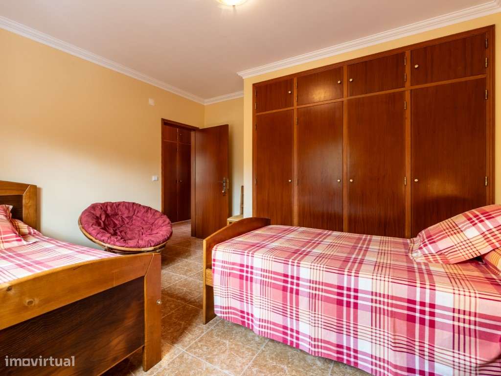 Magnífica Moradia Térrea T3+2 de estilo tradicional com terreno de ...-16