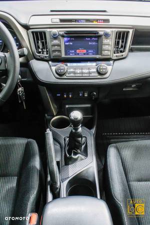 Toyota RAV4 2.0 Premium - 17