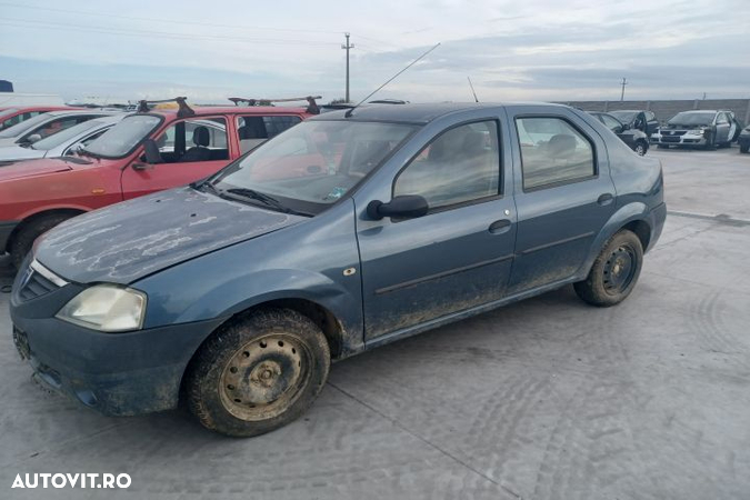 Fuzeta fata dreapta Dacia Logan 1  [din 2004 pana  2008] seria Sedan 1.6 MT (90 hp) - 3