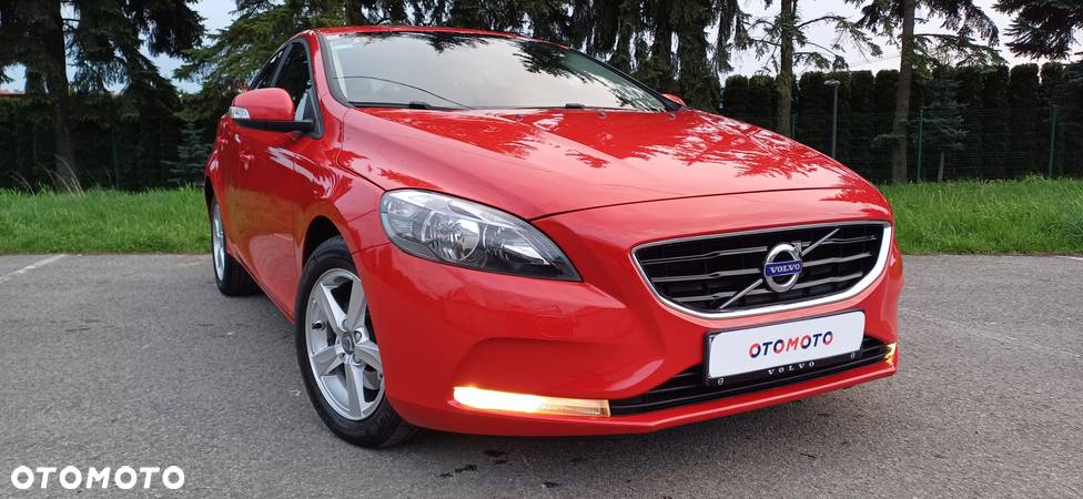 Volvo V40 T2 Drive-E Kinetic - 1