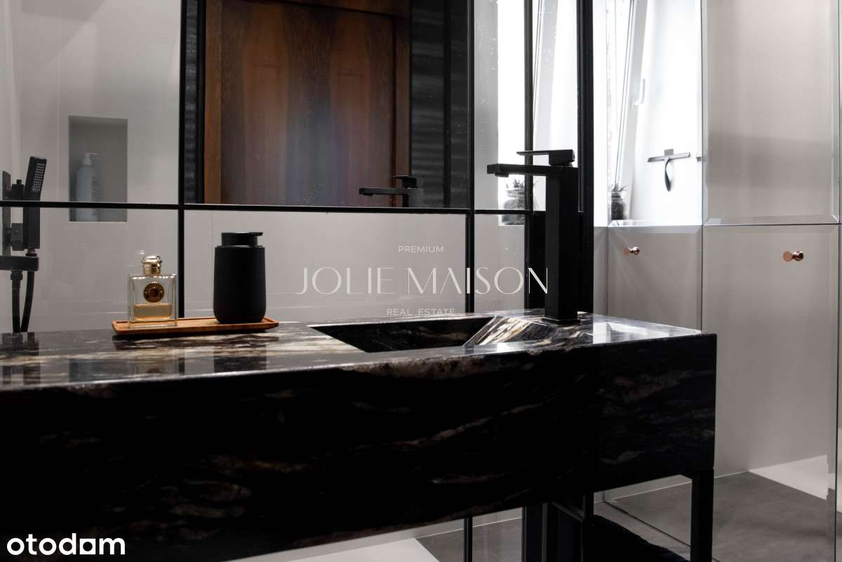 Unikatowy apartament w przedwojennej kamienicy-10