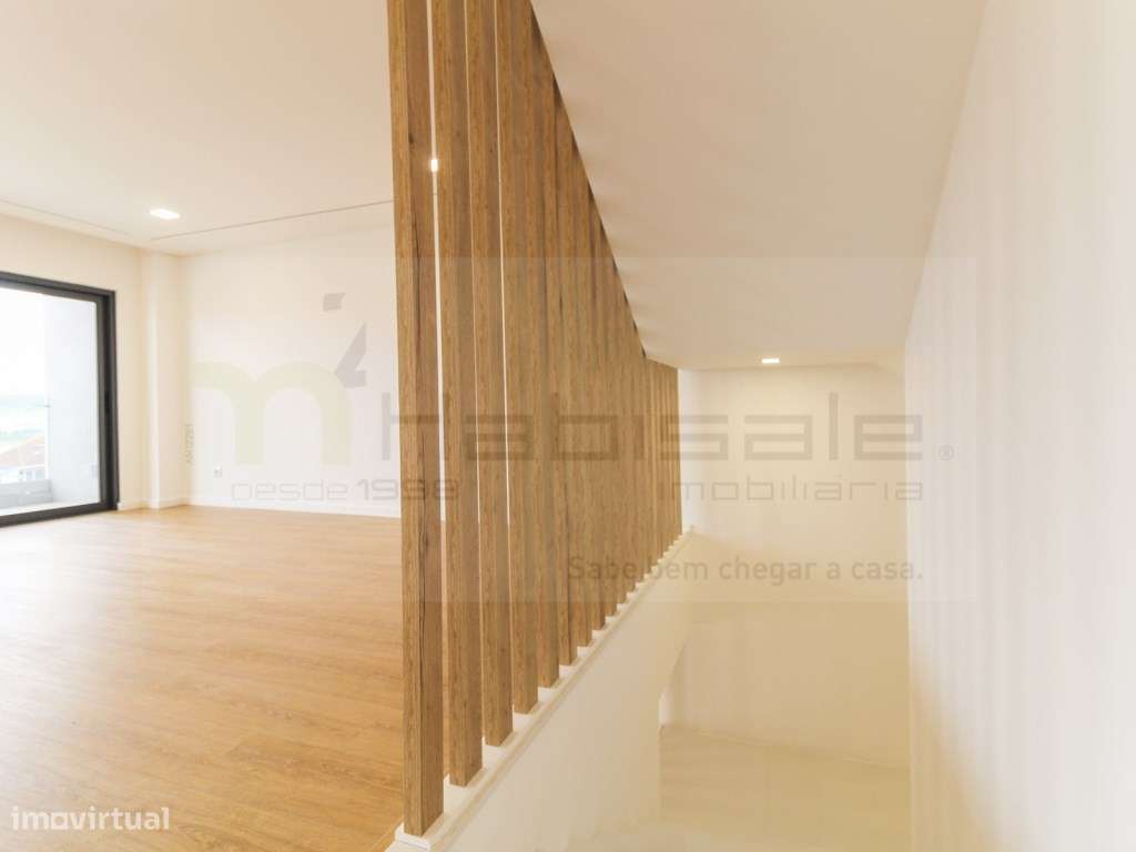 Moradia de Luxo com elevador, piscina e vista panorâmica, em Loures-49